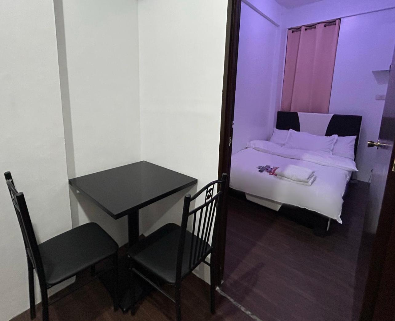 Private Room With Ac And Fan At Ekg Manila House Rental エクステリア 写真